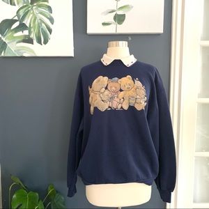 Vintage▪️Bear Heart Collard Sweatshirt. L